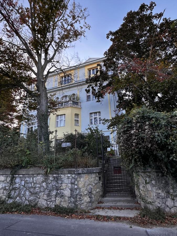 Hillside Luxury Residence Budapest With Free Garage Exterior foto